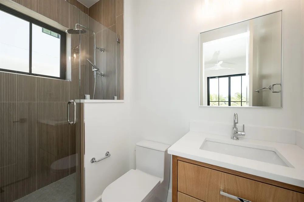 231 E Shore Drive #Unit 2 
