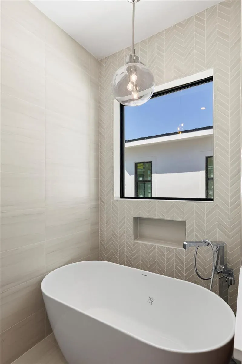 231 E Shore Drive #Unit 6 Key West, FL 33040