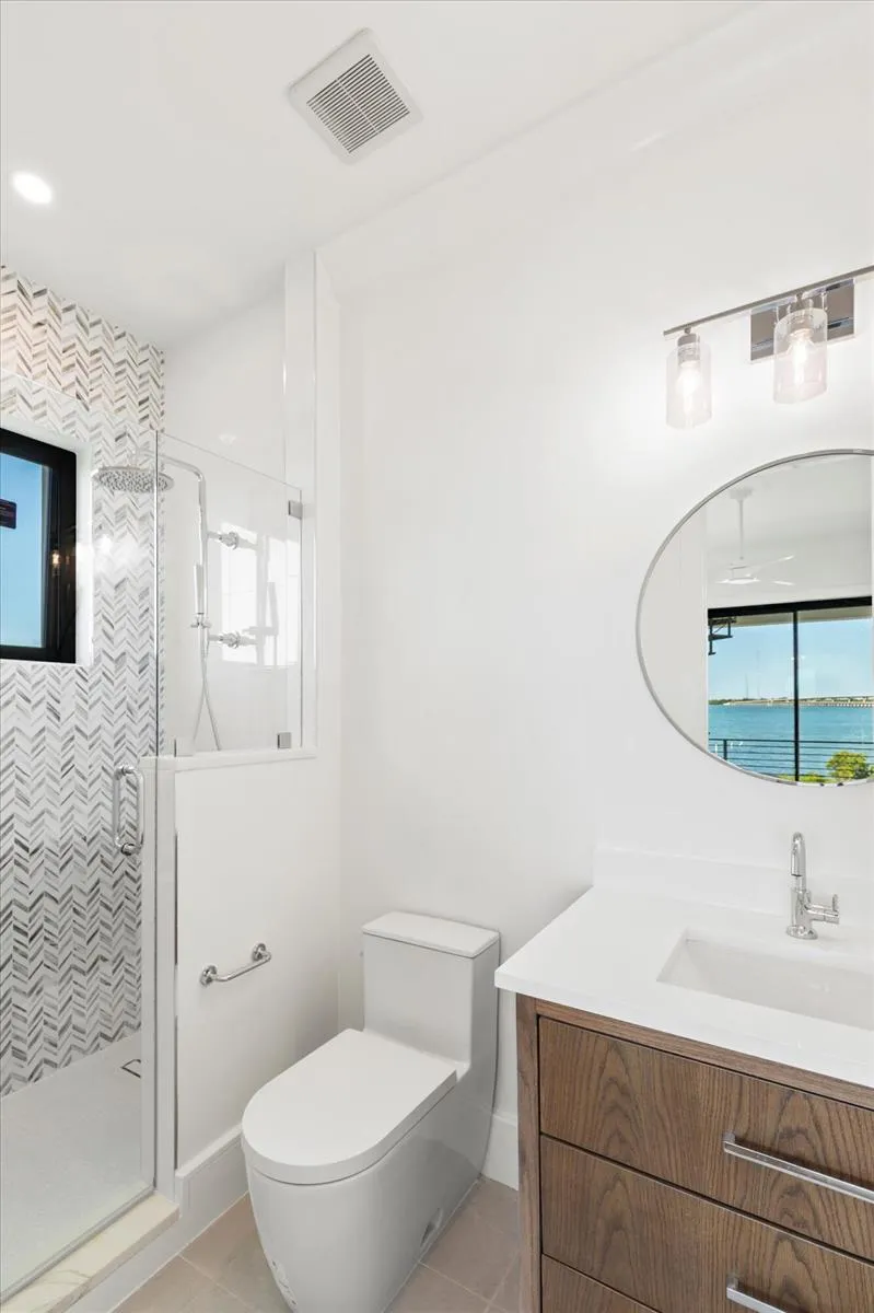 231 E Shore Drive #Unit 6 Key West, FL 33040