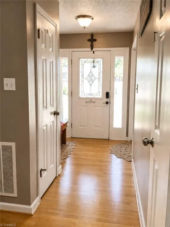 529 Carolina Avenue Statesville, NC 28677
