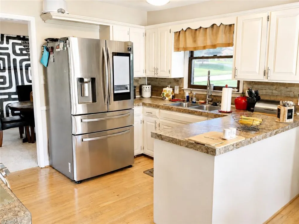 529 Carolina Avenue Statesville, NC 28677