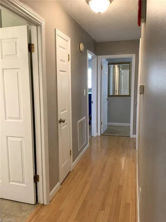 529 Carolina Avenue Statesville, NC 28677