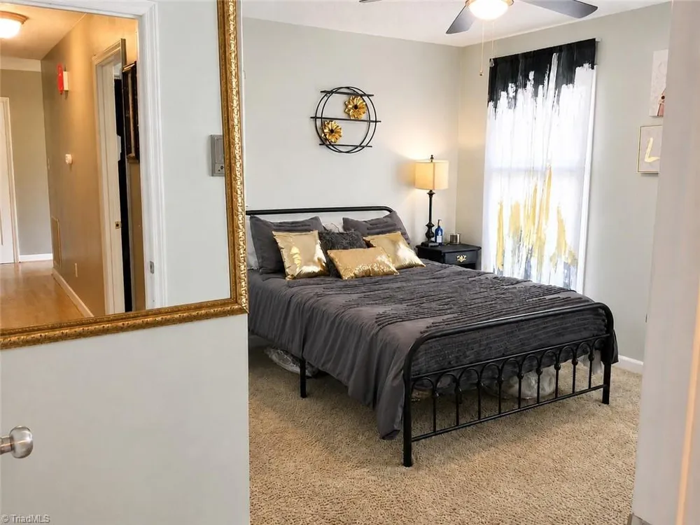 529 Carolina Avenue Statesville, NC 28677