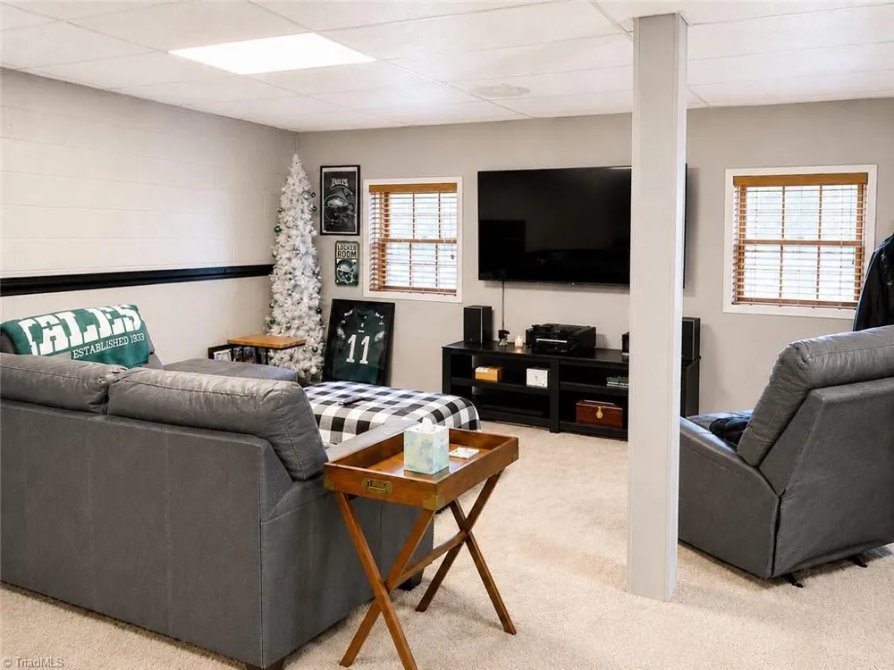 529 Carolina Avenue Statesville, NC 28677