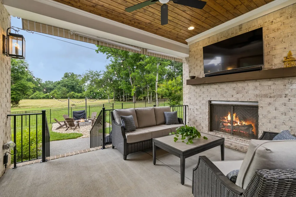 5805 Bridget Ct Arrington, TN 37014