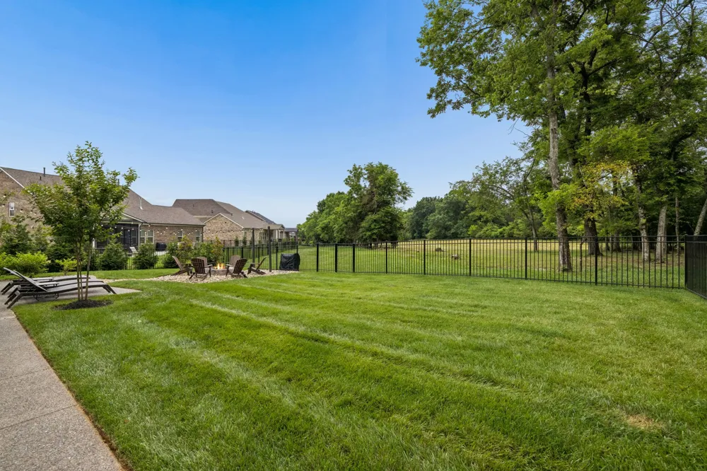 5805 Bridget Ct Arrington, TN 37014