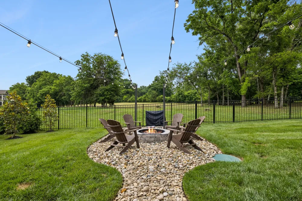 5805 Bridget Ct Arrington, TN 37014
