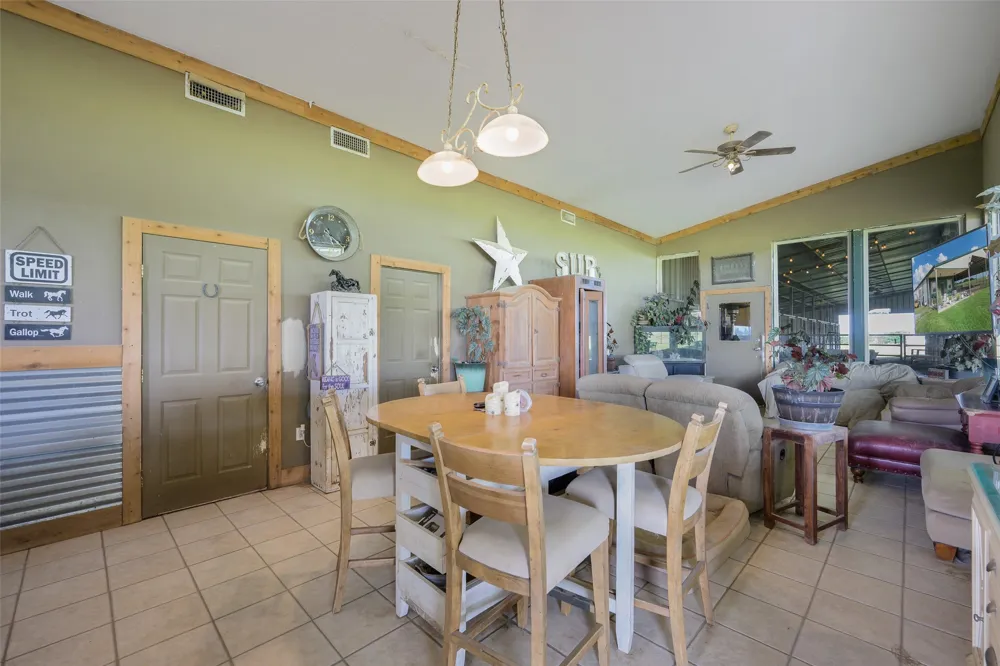 6188 County Road 168 McKinney, TX 75071