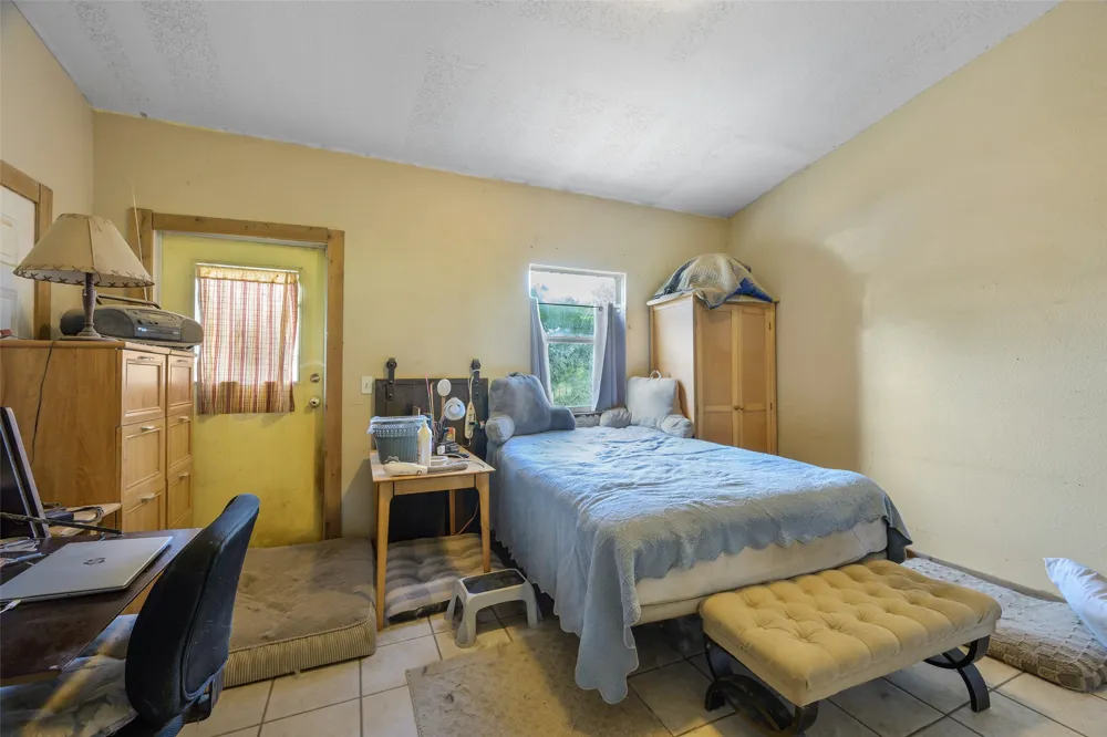 6188 County Road 168 McKinney, TX 75071
