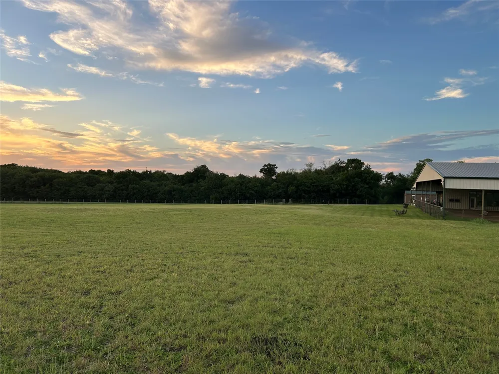 6188 County Road 168 McKinney, TX 75071