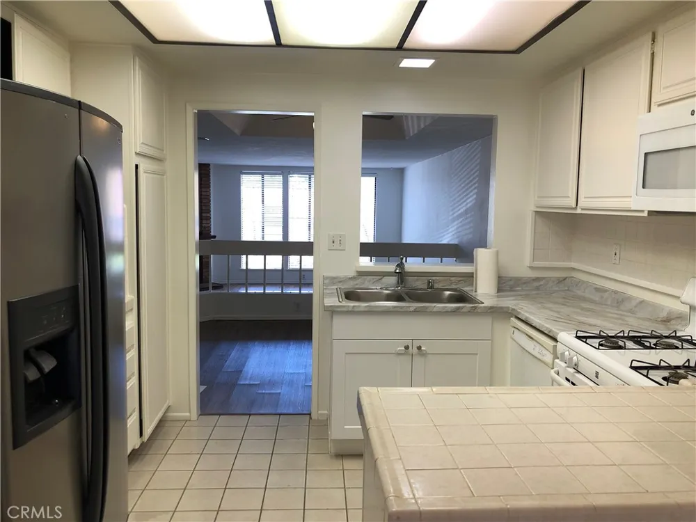 25951 Orbita Mission Viejo, CA 92691