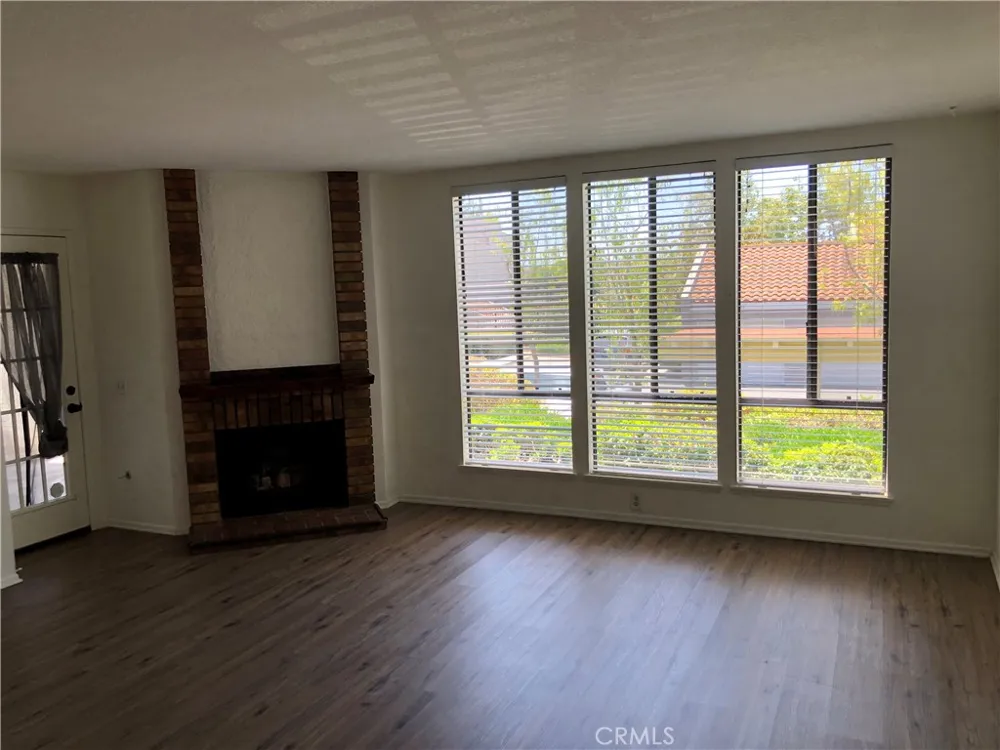 25951 Orbita Mission Viejo, CA 92691