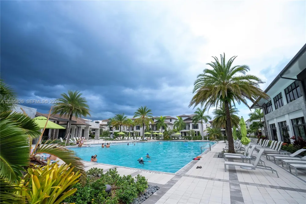 4740 NW 84th Ct #32 Doral, FL 33166