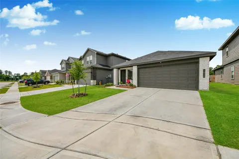 1010 Muscadine Vine Lane