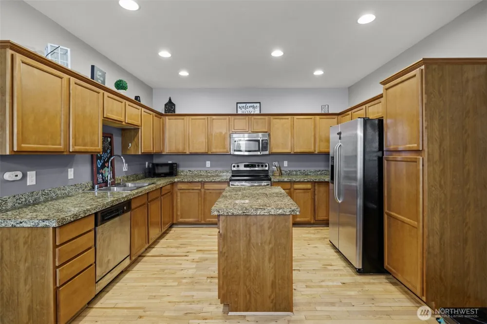 8369 21st Street NE Lake Stevens, WA 98258
