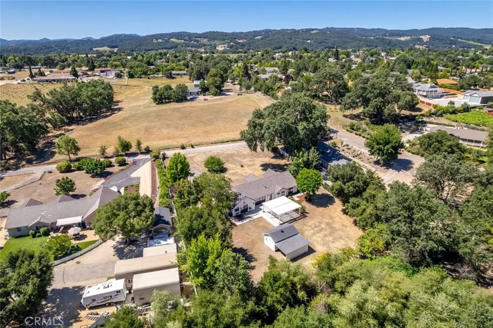 1090 Jordan Lane Templeton, CA 93465