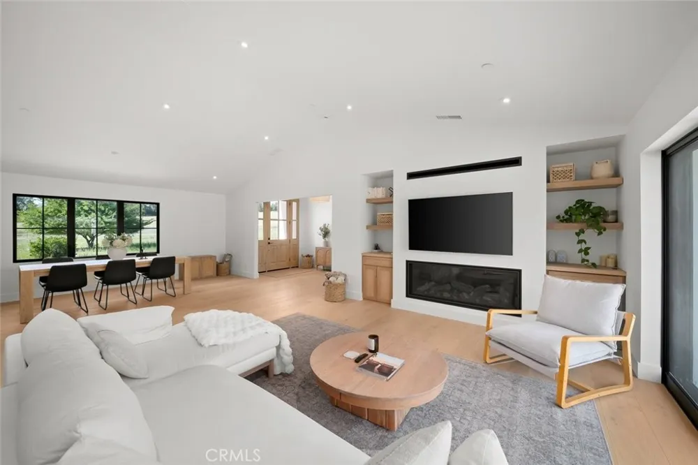 1090 Jordan Lane Templeton, CA 93465
