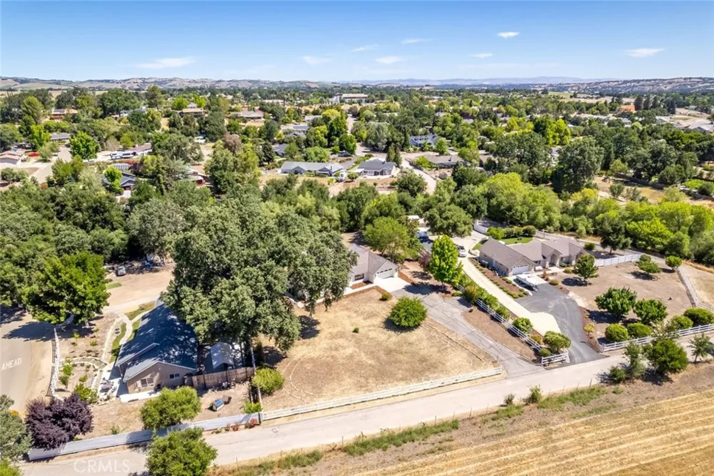 1090 Jordan Lane Templeton, CA 93465