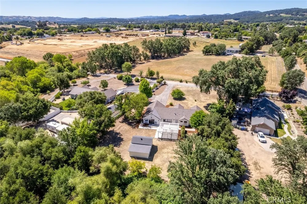 1090 Jordan Lane Templeton, CA 93465