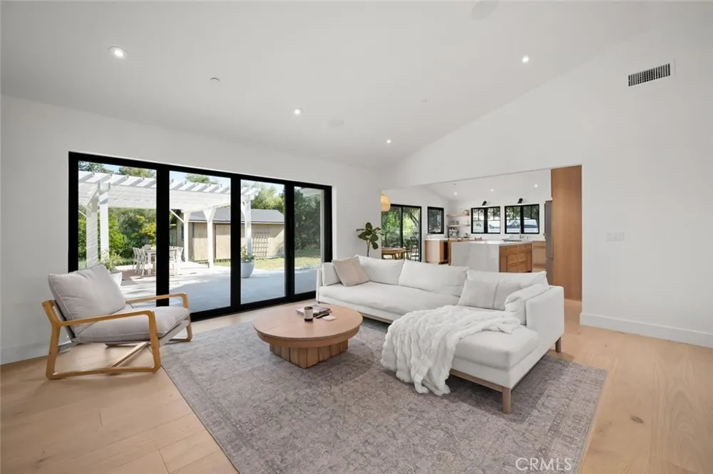 1090 Jordan Lane Templeton, CA 93465
