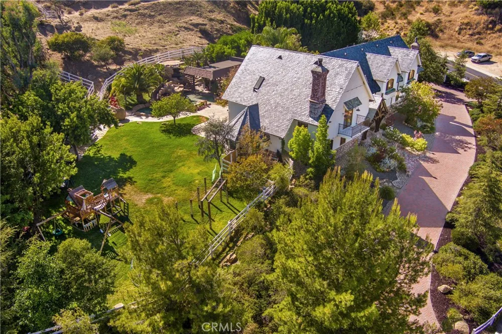 85 Saddlebow Road Bell Canyon, CA 91307