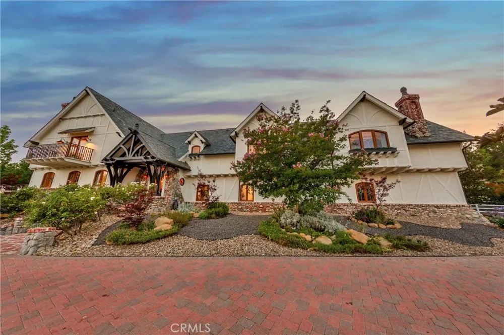 85 Saddlebow Road Bell Canyon, CA 91307