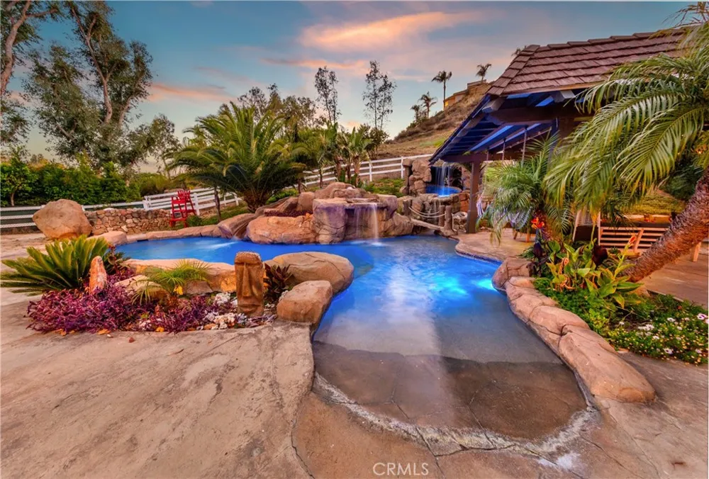 85 Saddlebow Road Bell Canyon, CA 91307