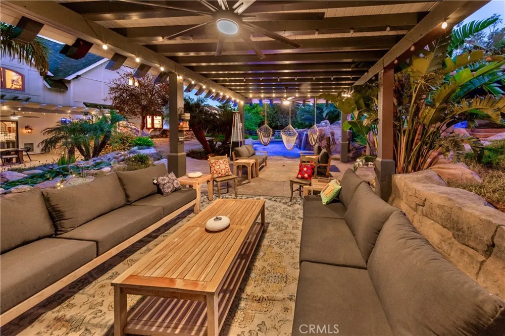85 Saddlebow Road Bell Canyon, CA 91307