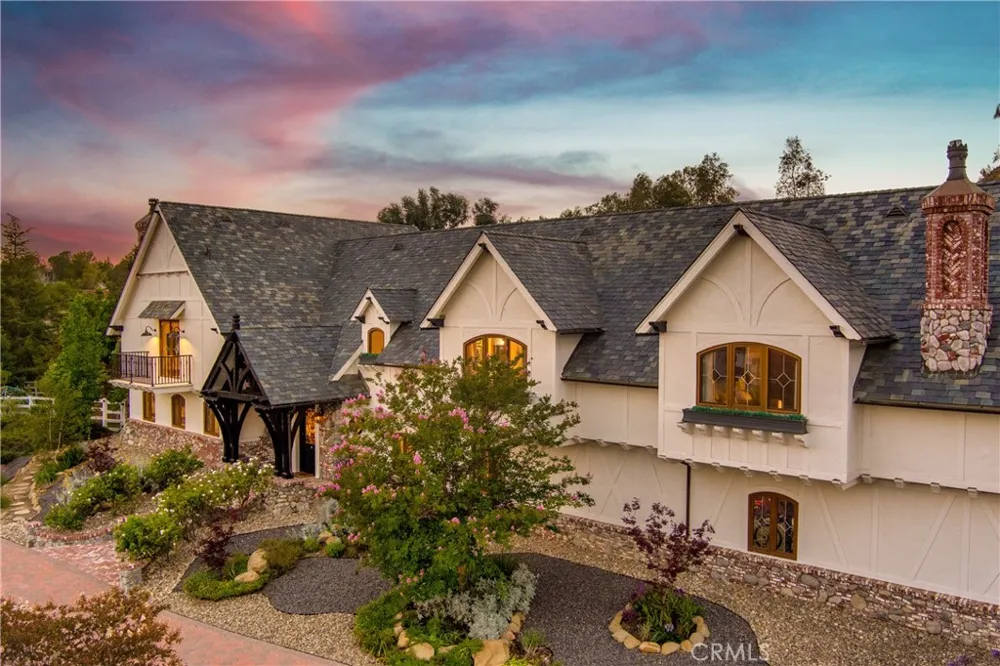 85 Saddlebow Road Bell Canyon, CA 91307
