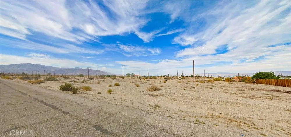 1362 Bering Boulevard Salton City, CA 92274