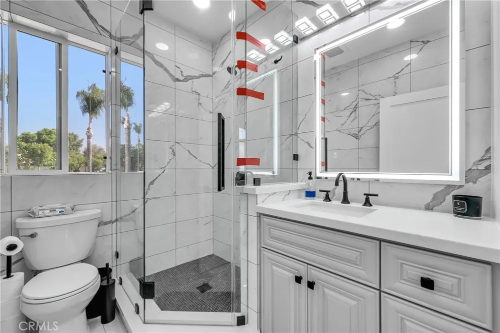 3834 Locust Chino, CA 91710
