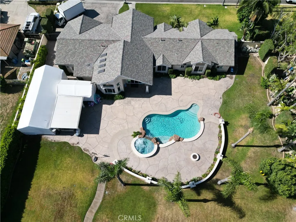 3834 Locust Chino, CA 91710