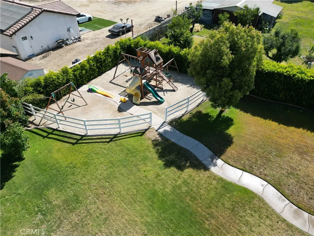 3834 Locust Chino, CA 91710