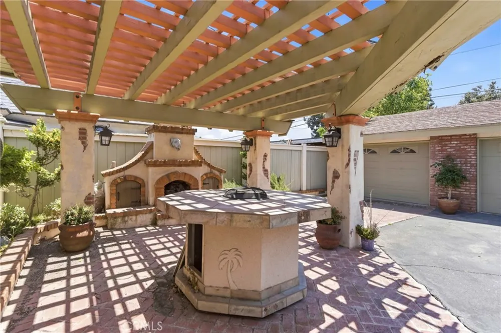 3750 Blanche Street Pasadena, CA 91107