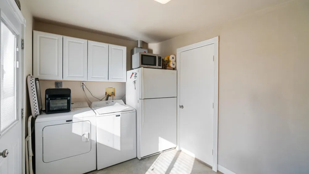 2467 Sand Drive Landers, CA 92285