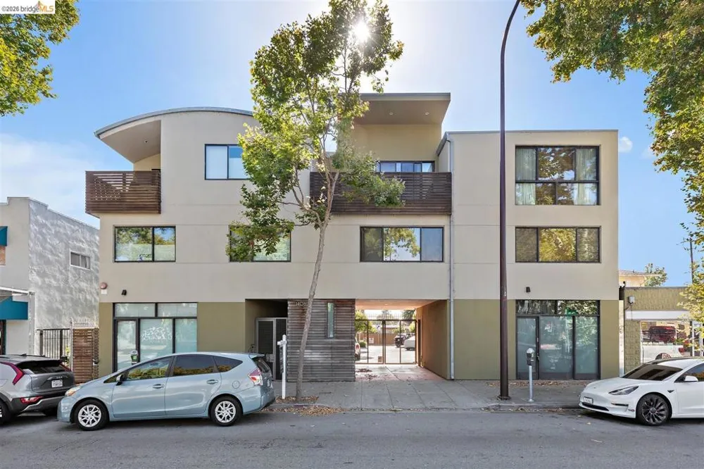 1406 San Pablo Ave #A Berkeley, CA 94702