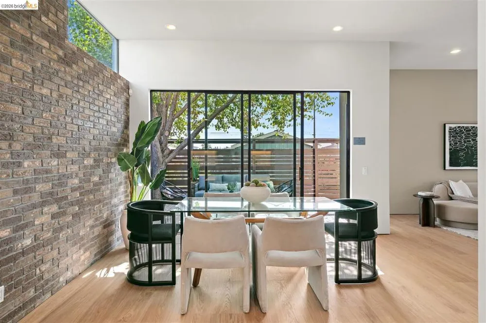 1406 San Pablo Ave #A Berkeley, CA 94702