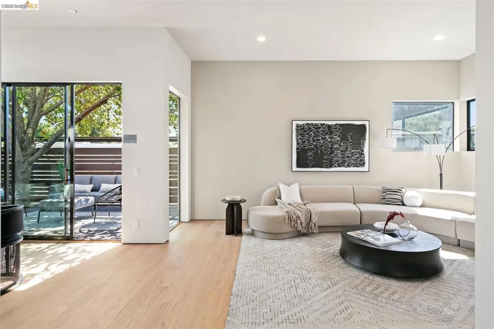 1406 San Pablo Ave #A Berkeley, CA 94702