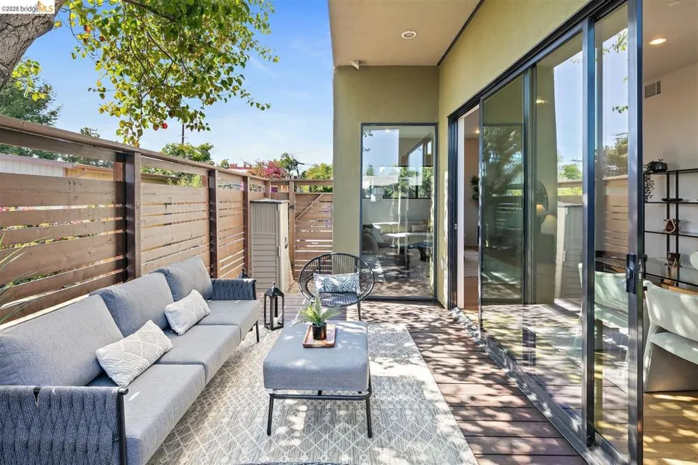 1406 San Pablo Ave #A Berkeley, CA 94702