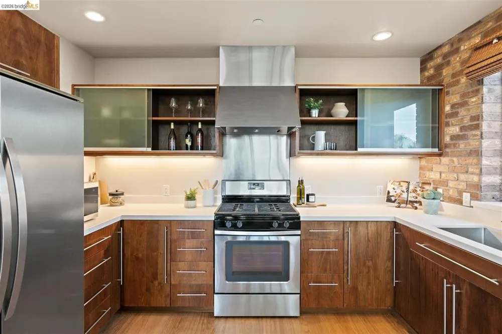 1406 San Pablo Ave #A Berkeley, CA 94702