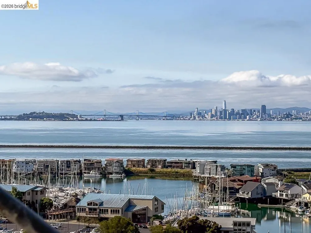 1400 Pinnacle Ct #401 Richmond, CA 94801