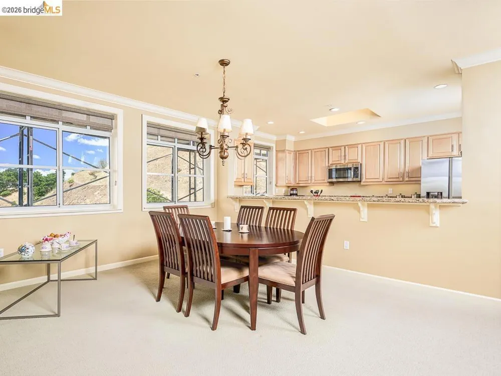 1400 Pinnacle Ct #401 Richmond, CA 94801