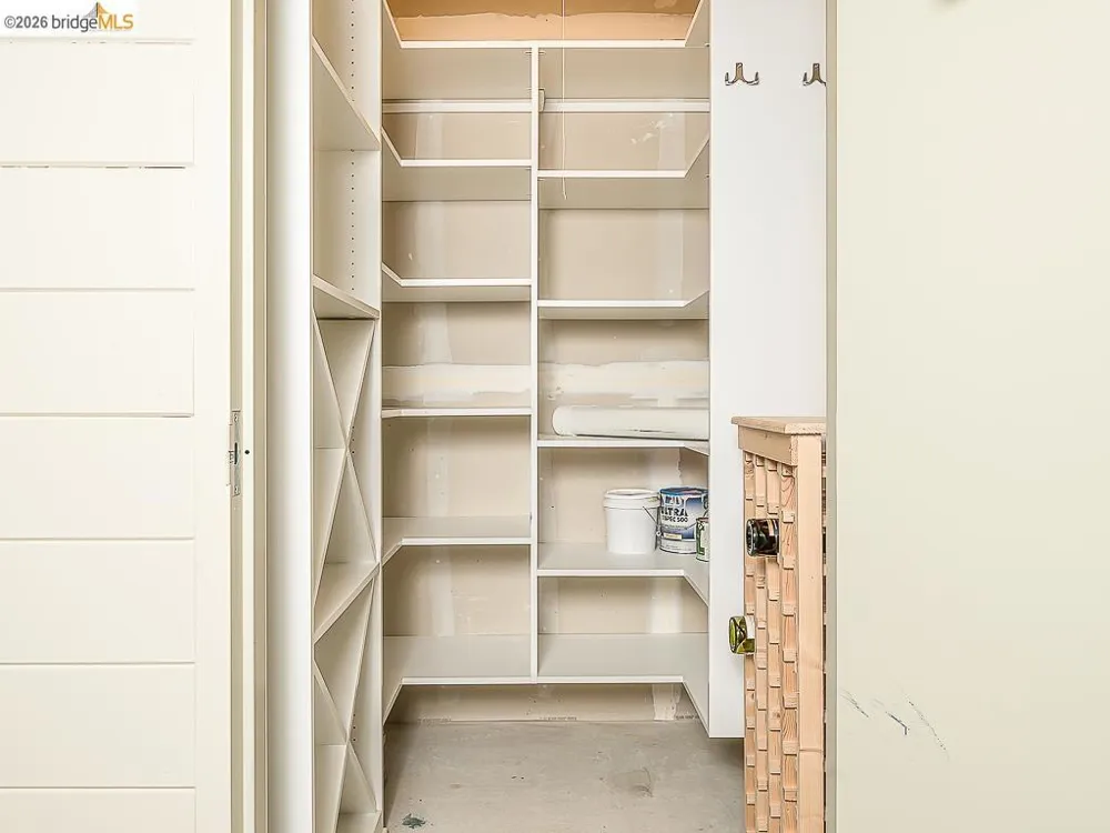 1400 Pinnacle Ct #401 Richmond, CA 94801