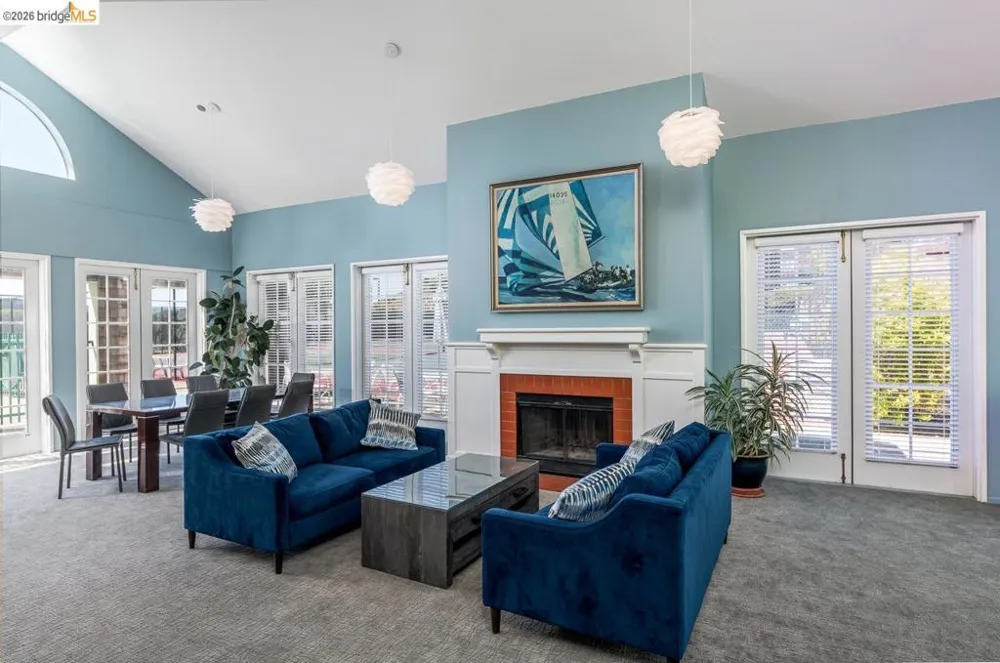 1400 Pinnacle Ct #401 Richmond, CA 94801