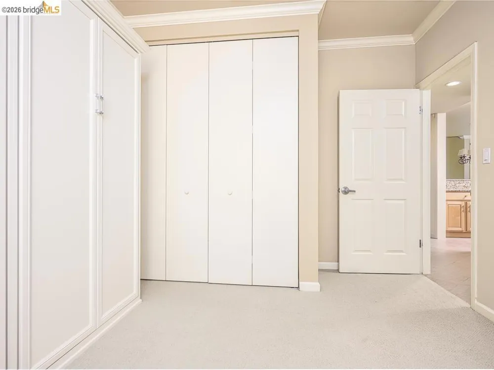 1400 Pinnacle Ct #401 Richmond, CA 94801