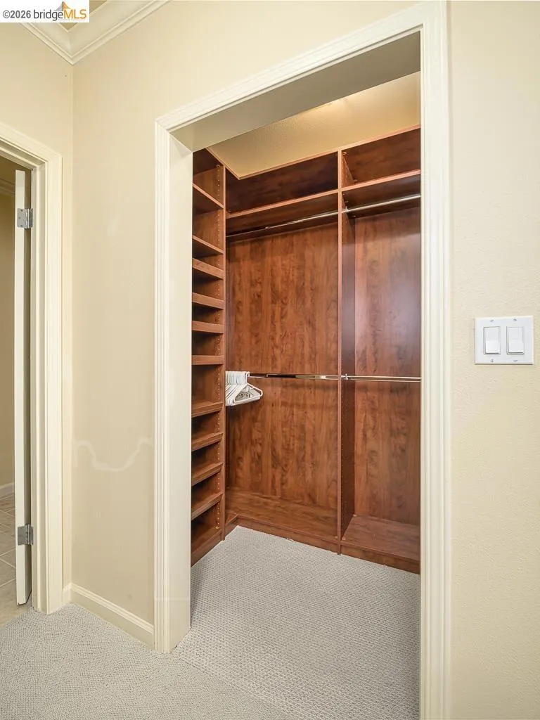 1400 Pinnacle Ct #401 Richmond, CA 94801