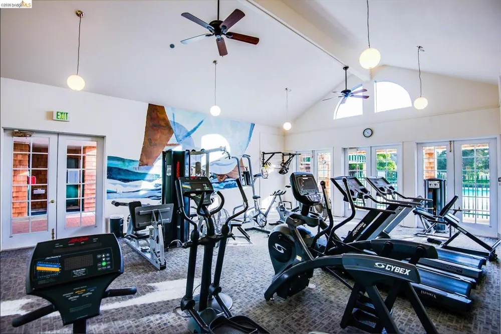 1400 Pinnacle Ct #401 Richmond, CA 94801