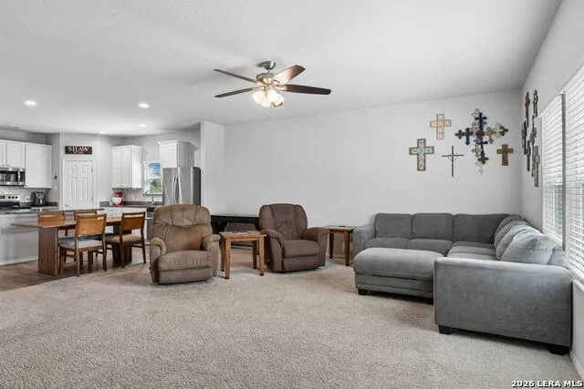 13003 HEATHERS REEF St Hedwig, TX 78152