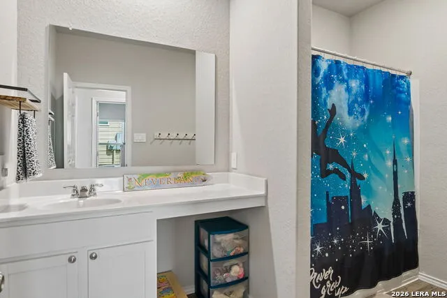 13003 HEATHERS REEF St Hedwig, TX 78152