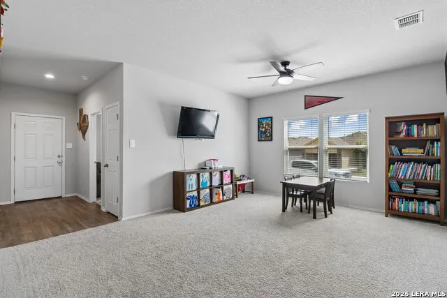 13003 HEATHERS REEF St Hedwig, TX 78152